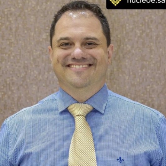 Dr. Marcio Degaspare