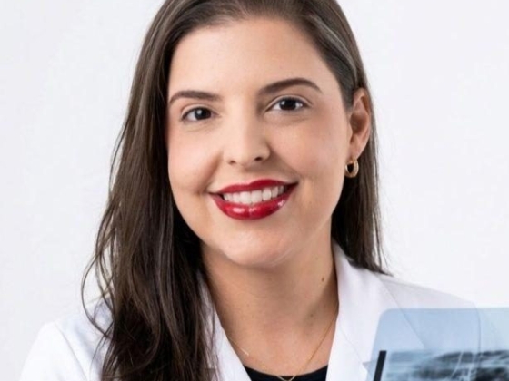 Dra Meirielle Azevedo – Dentista em Volta Redonda